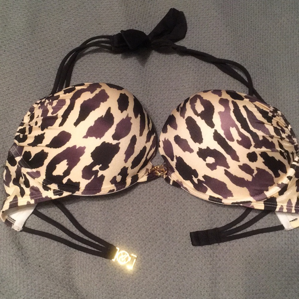 Victoria’s Secret miraculous swim top